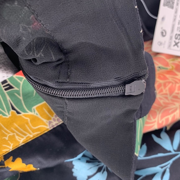 ZARA MULTICOLOR FLORAL WRAP CROP TOP SIZE XS - Picture 7 of 11